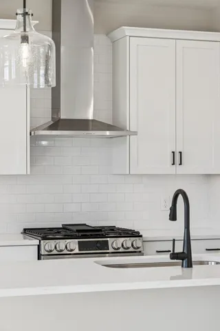 $560,275 | 10959 37th Street North, Lake Elmo, MN 55042