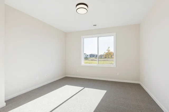 $560,275 | 10959 37th Street North, Lake Elmo, MN 55042