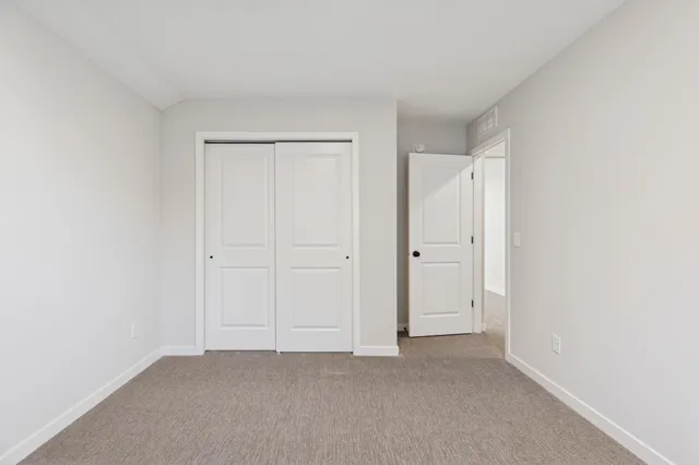 $560,275 | 10959 37th Street North, Lake Elmo, MN 55042