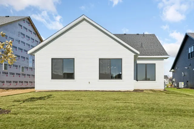 $560,275 | 10959 37th Street North, Lake Elmo, MN 55042