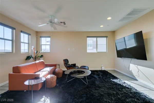 $2,950 | 172 Petaluma Valley Drive, Las Vegas, NV 89138