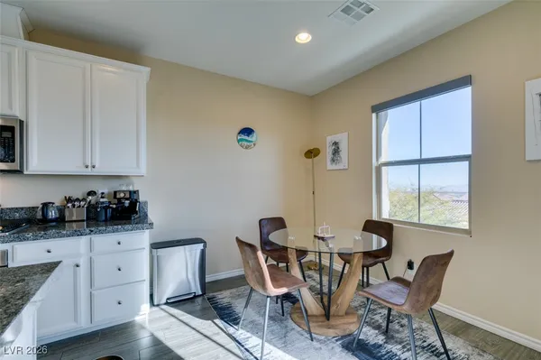 $2,950 | 172 Petaluma Valley Drive, Las Vegas, NV 89138