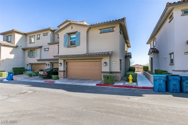 $2,950 | 172 Petaluma Valley Drive, Las Vegas, NV 89138