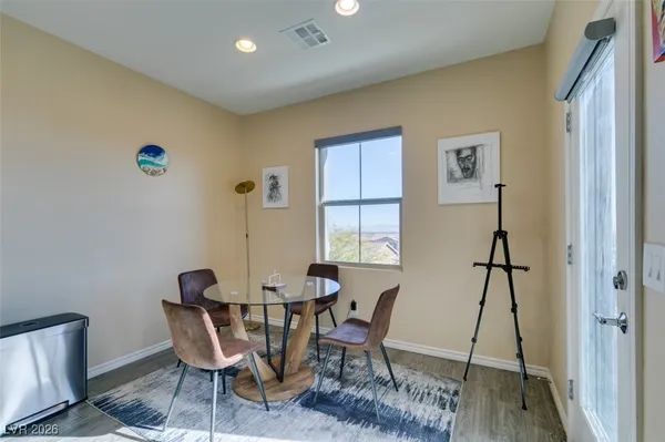 $2,950 | 172 Petaluma Valley Drive, Las Vegas, NV 89138