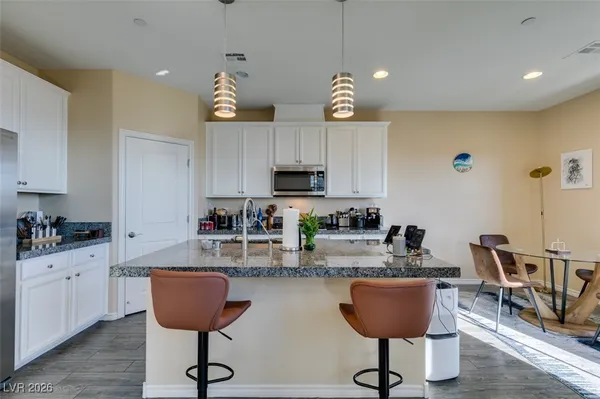 $2,950 | 172 Petaluma Valley Drive, Las Vegas, NV 89138