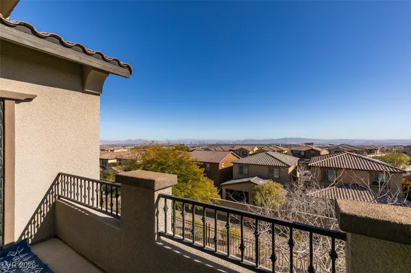 $2,950 | 172 Petaluma Valley Drive, Las Vegas, NV 89138