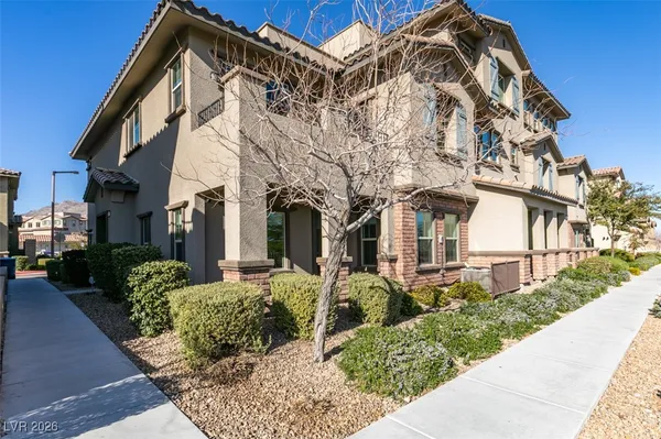 $2,950 | 172 Petaluma Valley Drive, Las Vegas, NV 89138