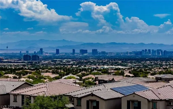 $2,950 | 172 Petaluma Valley Drive, Las Vegas, NV 89138