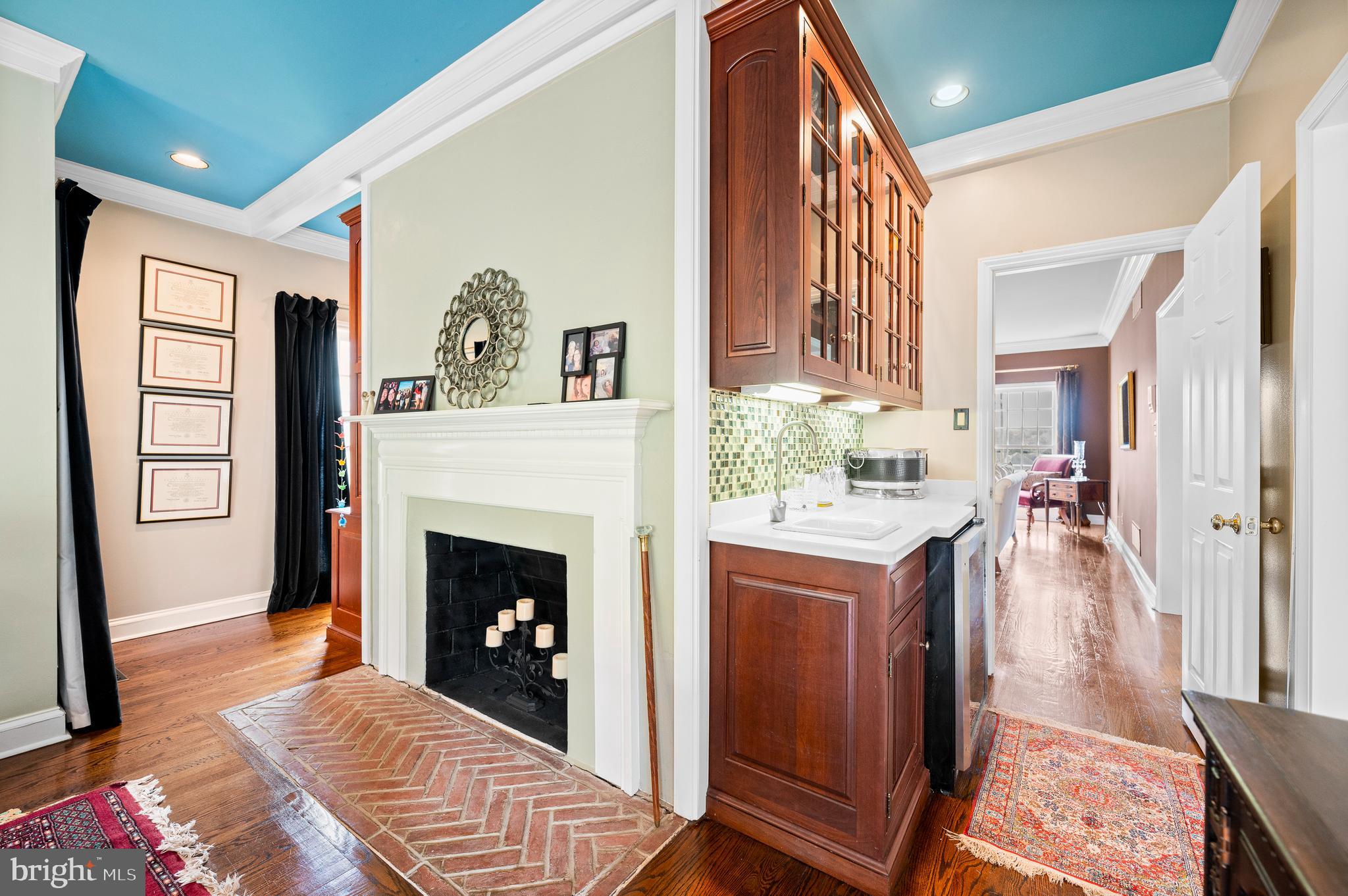 1905 General Alexander Drive Malvern, PA 19355 - Photo 38 of 87 LIB/ FP & Wetbar, & doors to LR & FOYER