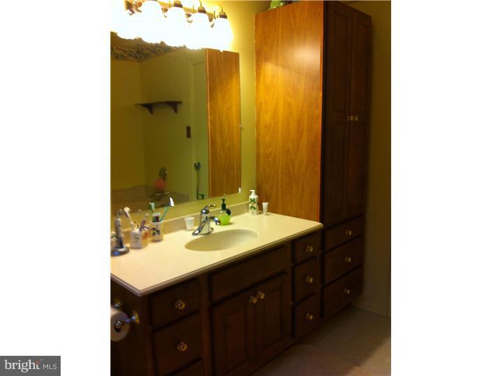 3404 B Chadbury Road Mount Laurel, NJ 08054 - Photo 4 of 4