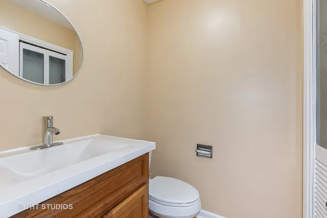 $217,500 | 4037 Trafalgar Lane, Oak Lawn, IL 60453