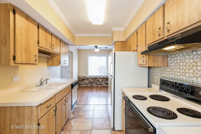 $217,500 | 4037 Trafalgar Lane, Oak Lawn, IL 60453