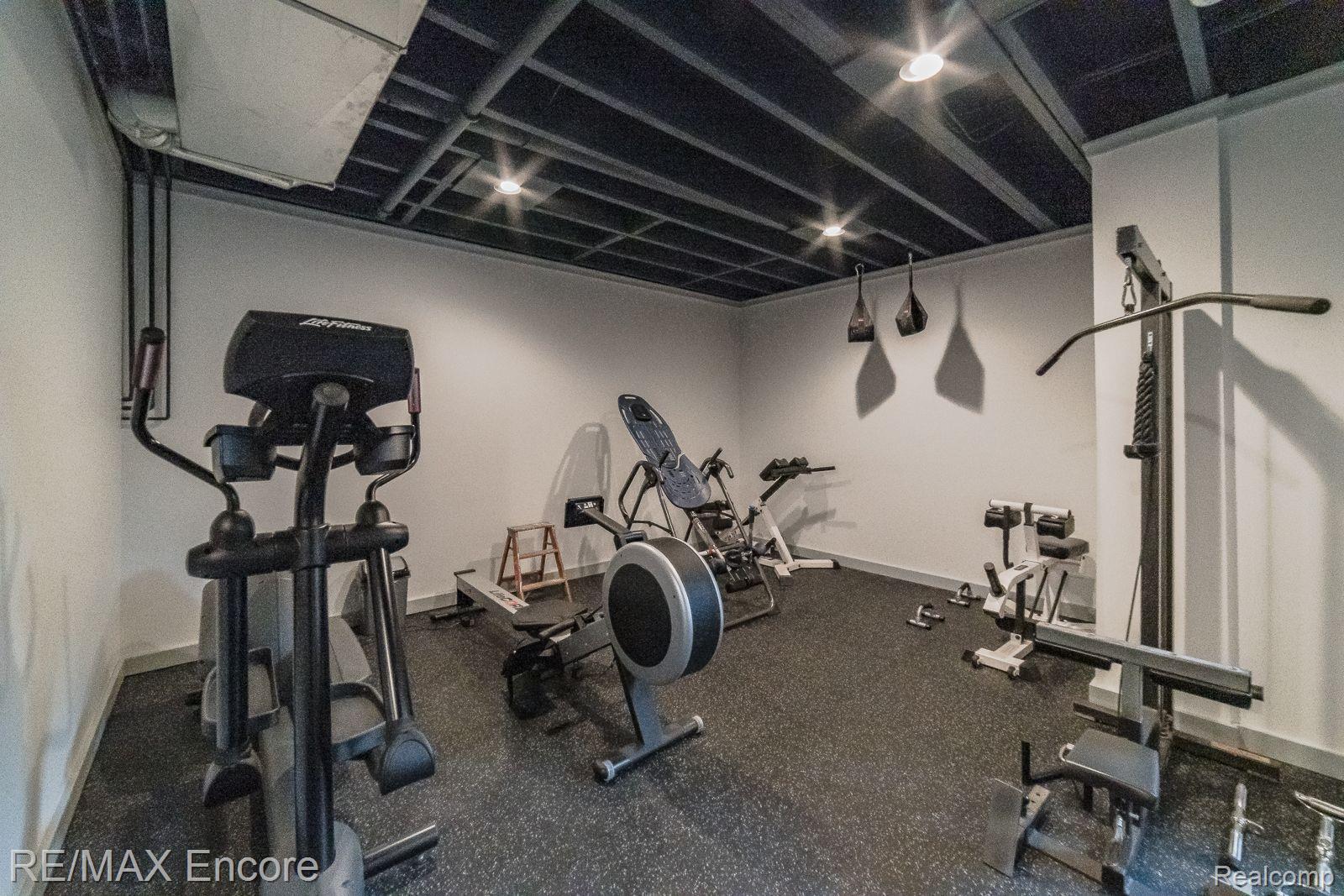 5903 Oakhill Road Clarkston, MI 48348 - Photo 50 of 72 Enjoy your own personal fit