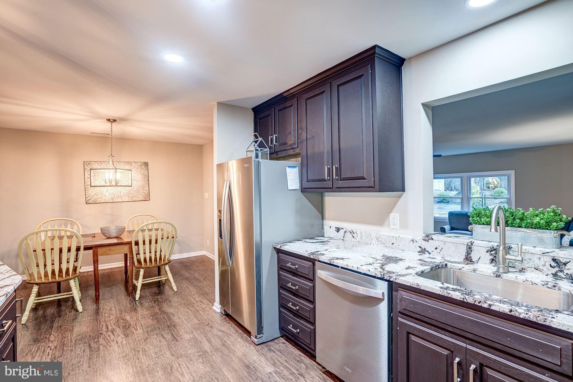 216 West Beech Road Sterling, VA 20164 - Photo 10 of 35 Gallery Image 10