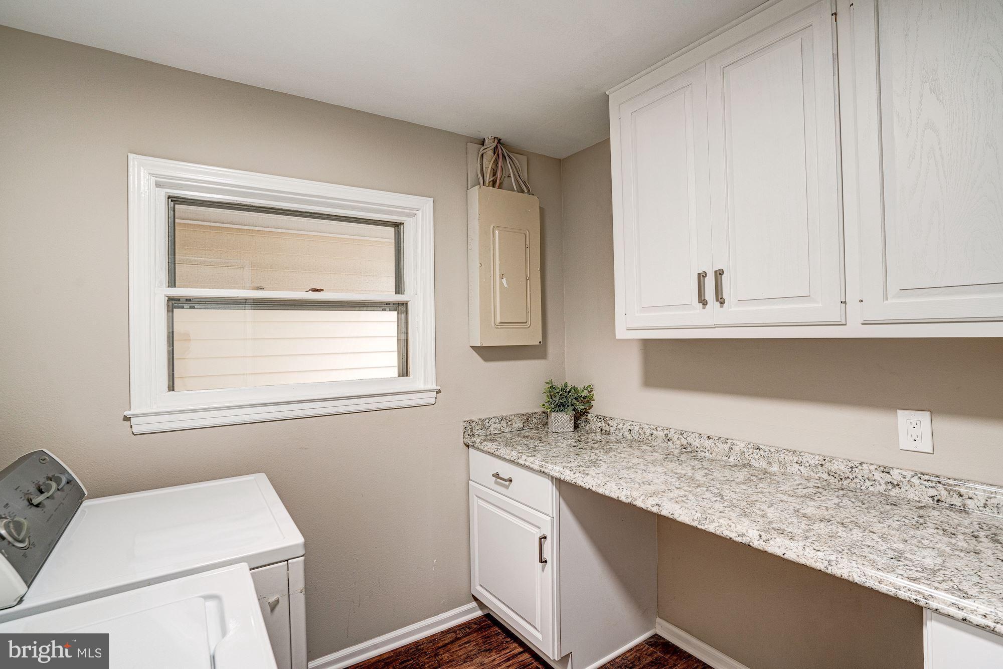 216 West Beech Road Sterling, VA 20164 - Photo 27 of 35 Great laundry room space