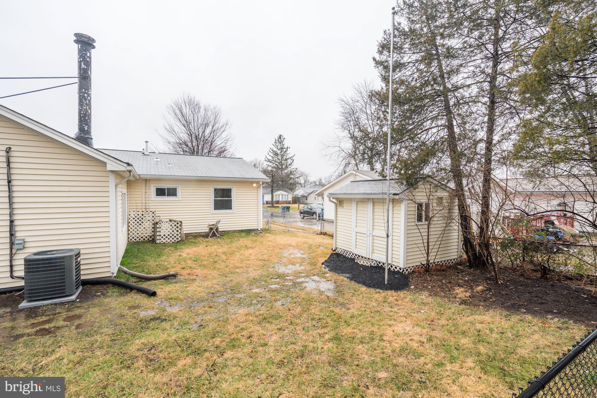 216 West Beech Road Sterling, VA 20164 - Photo 31 of 35 Gallery Image 31