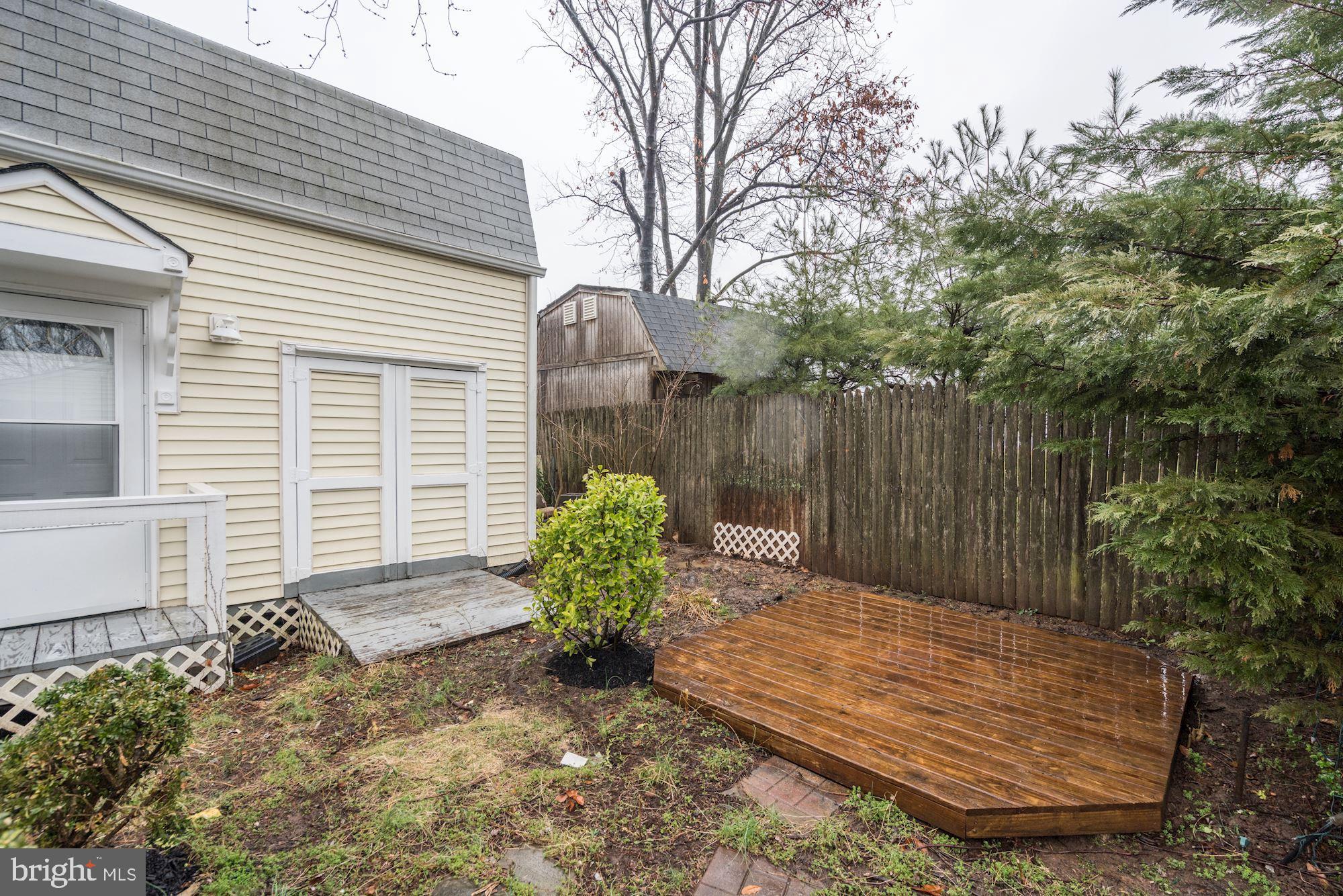 216 West Beech Road Sterling, VA 20164 - Photo 33 of 35 Gallery Image 33