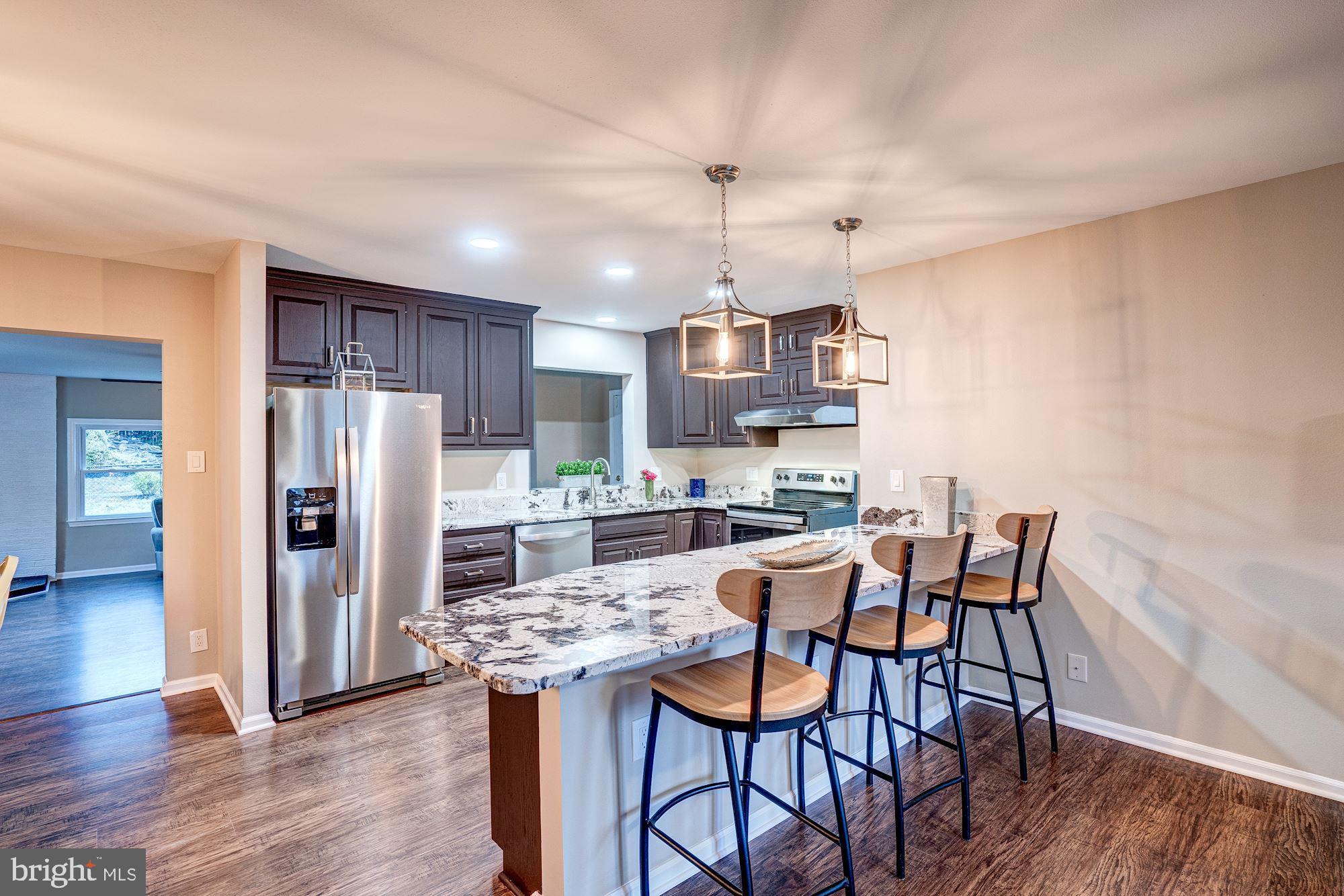 216 West Beech Road Sterling, VA 20164 - Photo 8 of 35 Gorgeous granite counters