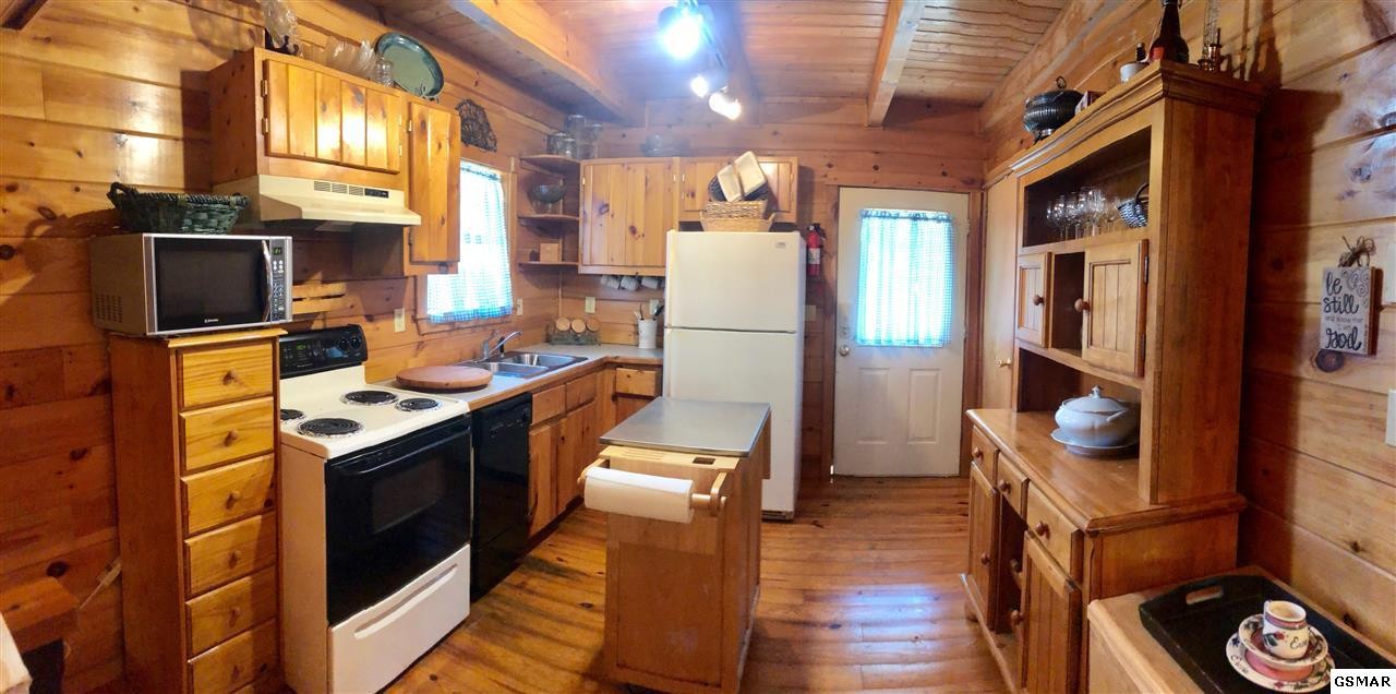 528 Hideaway Ridge Circle Sevierville, TN 37862 - Photo 5 of 34 Gallery Image 5