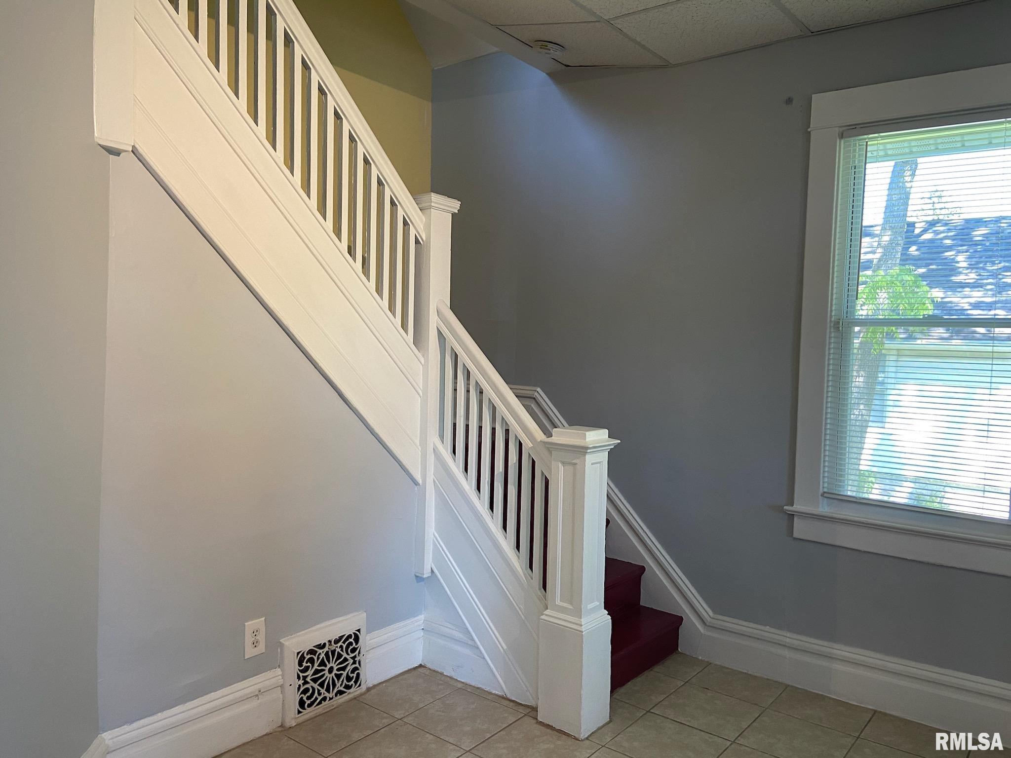 3428 North Prospect Road Peoria, IL 61603 - Photo 14 of 28 Gallery Image 14