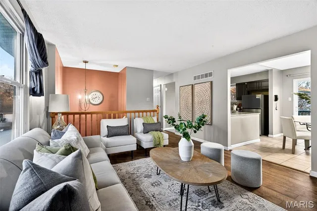 $275,000 | 3418 Wexford Drive, St. Charles, MO 63303