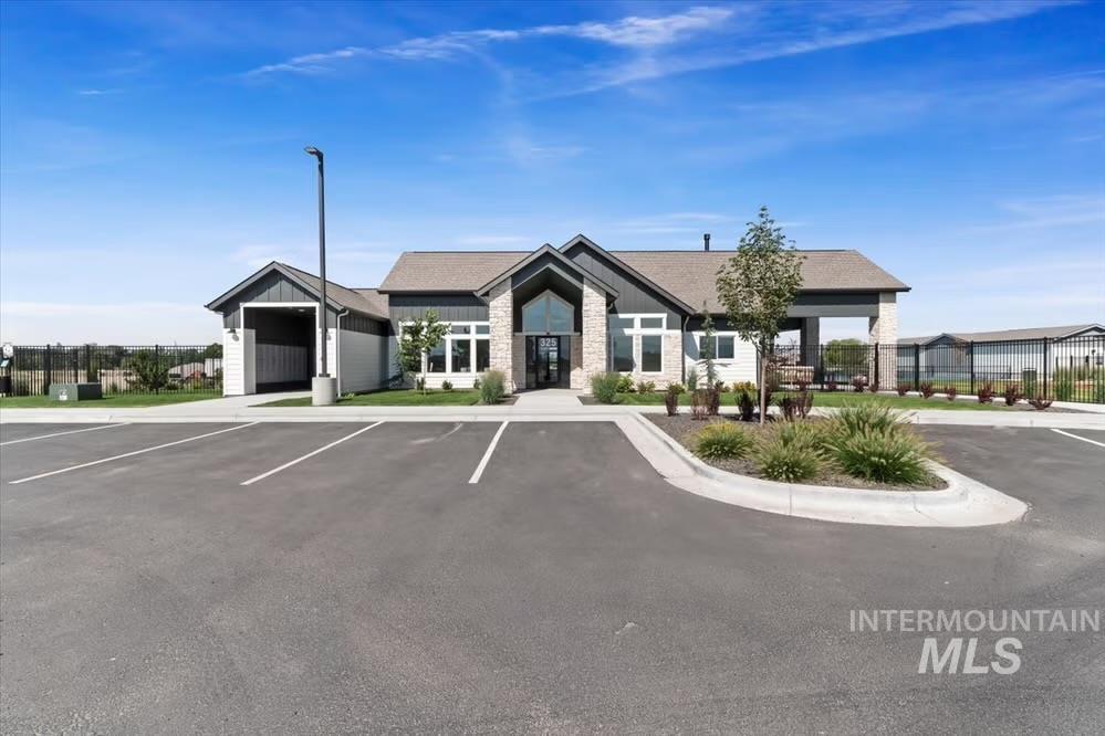 744 South Calhoun Lane Star, ID 83669 - Photo 23 of 34 View of property with uncovered parking