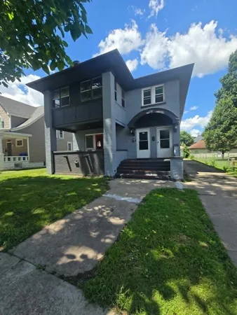 $235,000 | 1721 South 5th Street, Rockford, IL 61104
