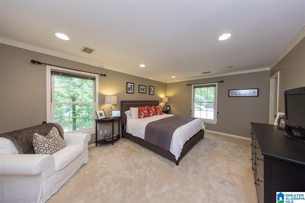 2025 Shagbark Road Birmingham, AL 35244 - Photo 22 of 36