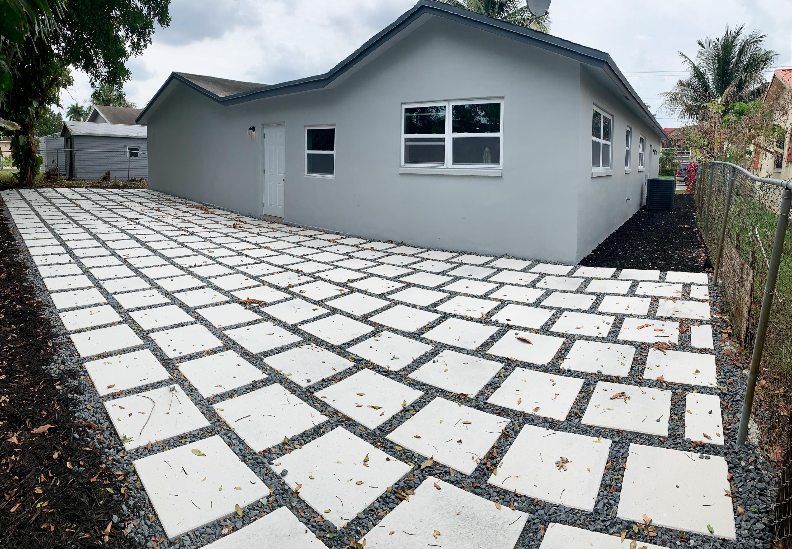 22766 Southwest 66th Avenue Boca Raton, FL 33428 - Photo 10 of 10 PATIO