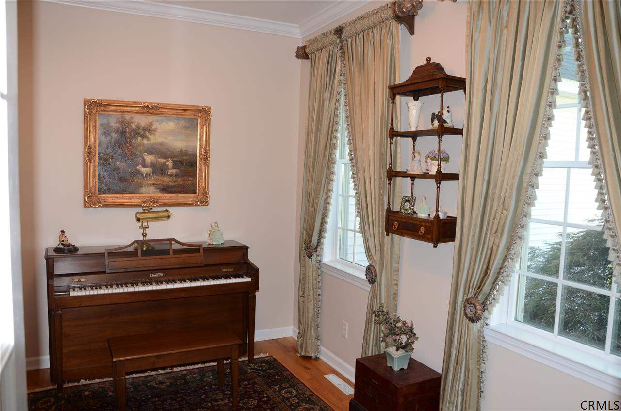 119 Darroch Road Bethlehem, NY 12054 - Photo 15 of 21 Photo 15