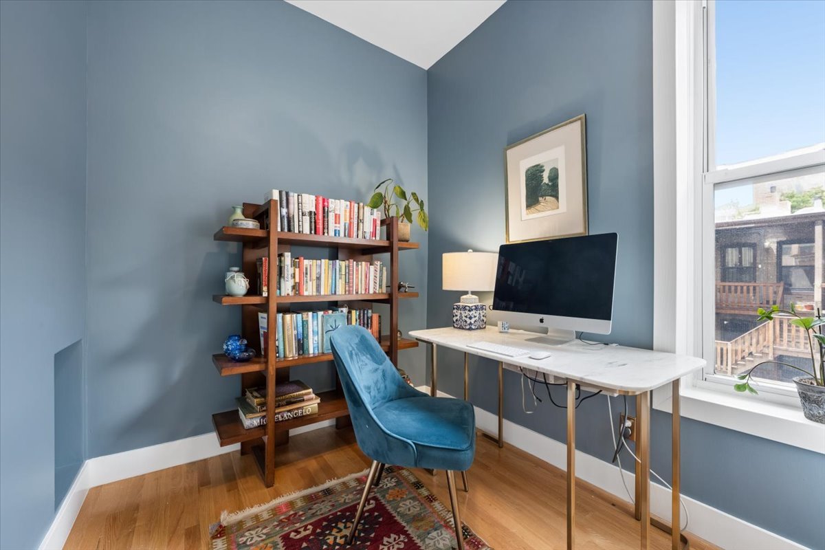 521 West Surf Street, Unit 3 Chicago, IL 60657 - Photo 17 of 20