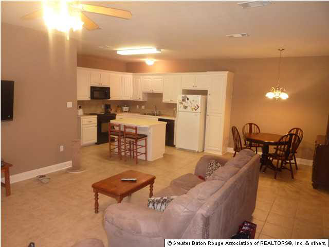 15023 Rimrock Court Baton Rouge, LA 70819 - Photo 9 of 21