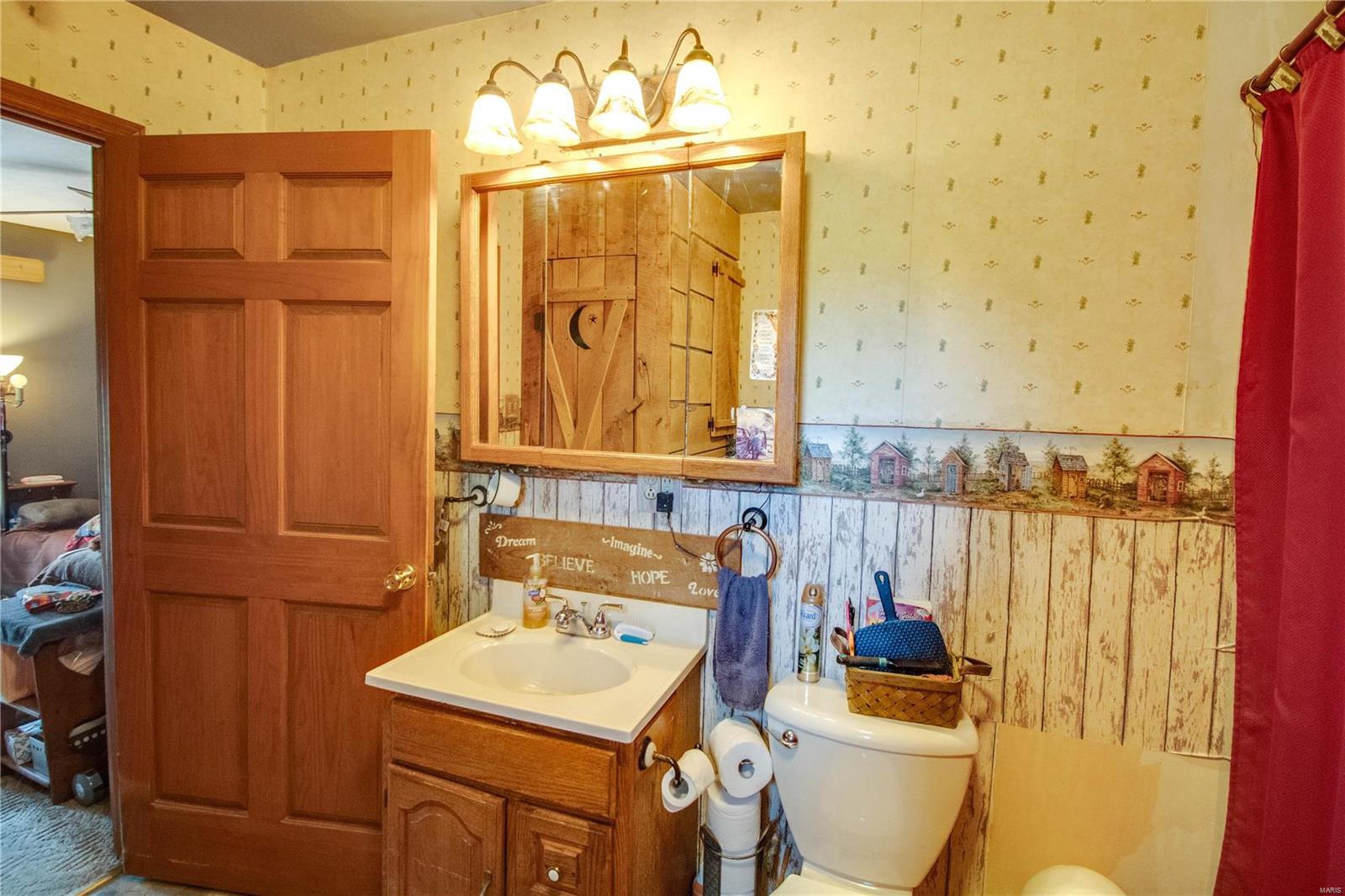 13751 Halliday Road Shipman, IL 62685 - Photo 26 of 49