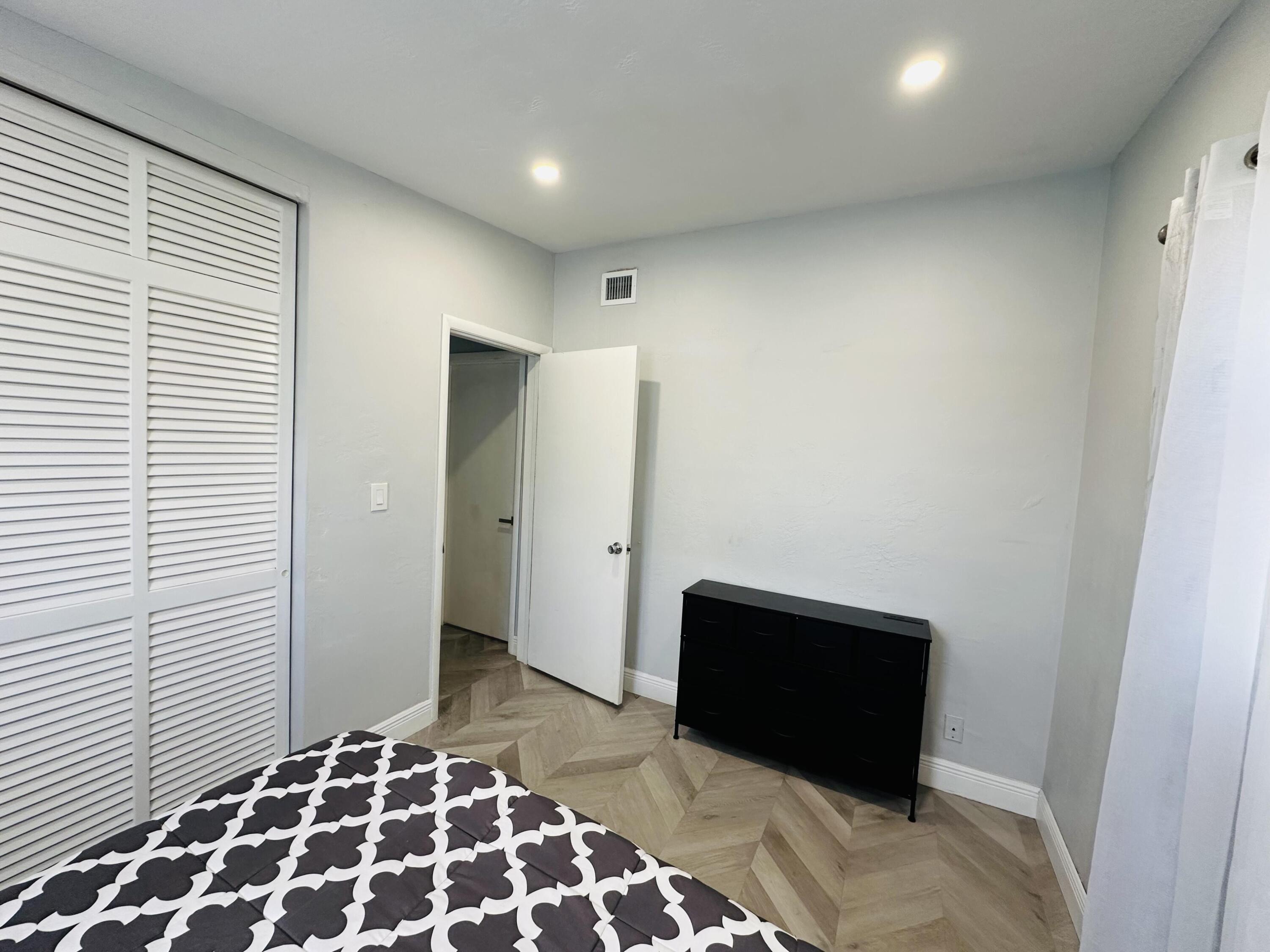1865 West Chatham Road West Palm Beach, FL 33415 - Photo 44 of 56 48