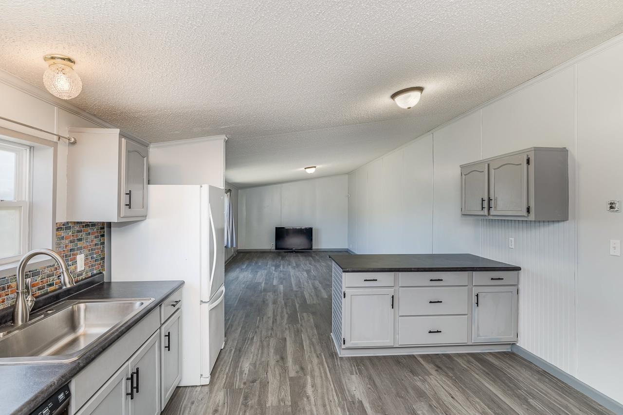 393 Durbin Meadows Road Fountain Inn, SC 29644 - Photo 14 of 33