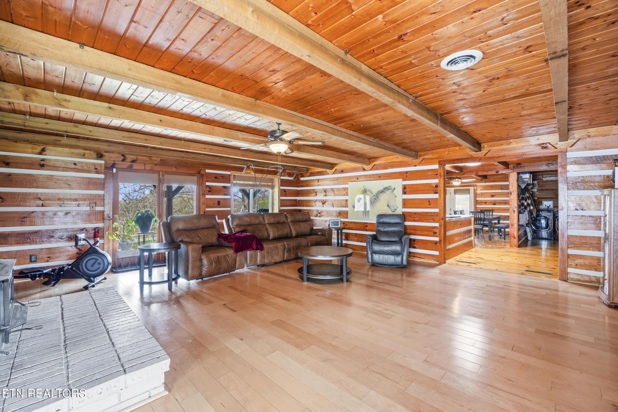 513 Nat Mullenix Road Rogersville, TN 37857 - Photo 23 of 59 24_living room-2