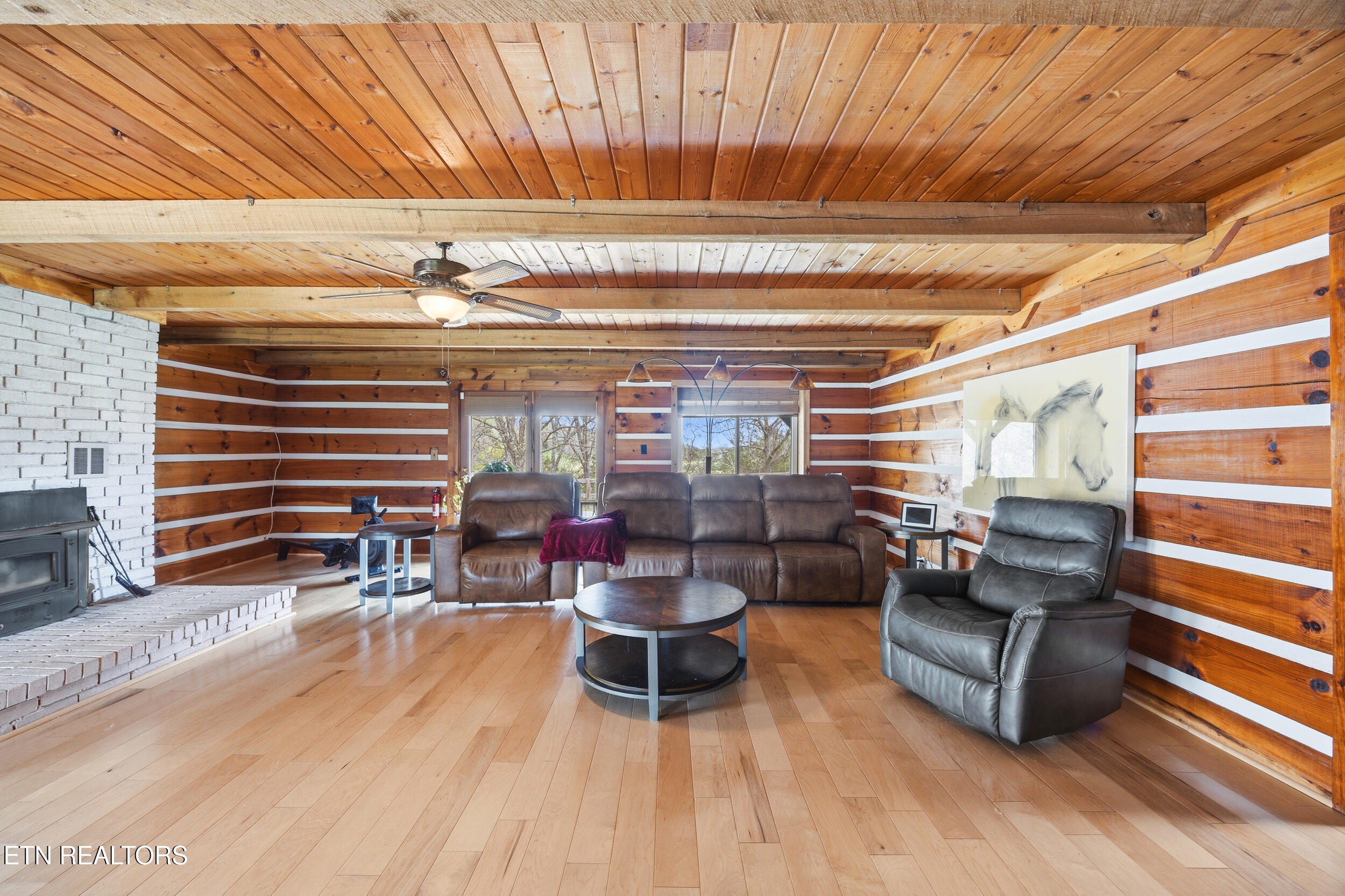 513 Nat Mullenix Road Rogersville, TN 37857 - Photo 25 of 59 26_living room-4