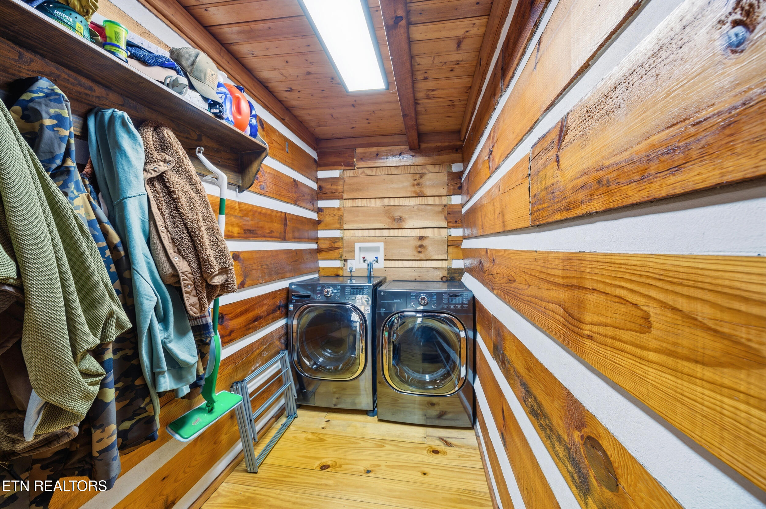 513 Nat Mullenix Road Rogersville, TN 37857 - Photo 32 of 59 34_laundry