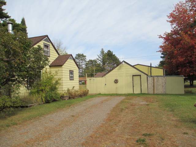325 South First Street Eagle River, WI 54521 - Photo 4 of 5 Gallery Image 4