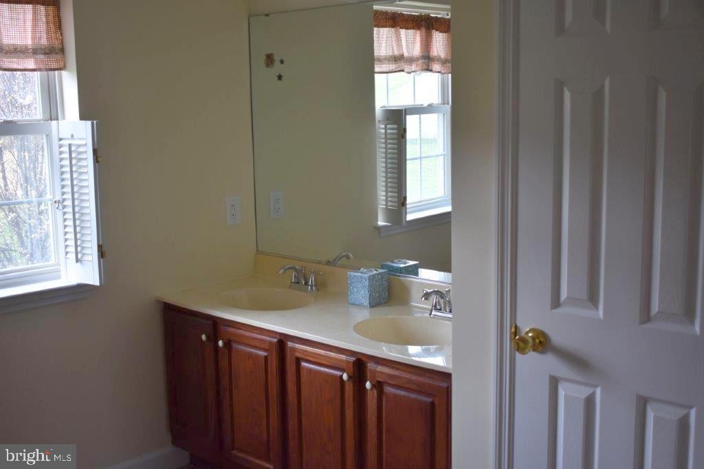 245 Lyons Road Mertztown, PA 19539 - Photo 8 of 16 Gallery Image 8
