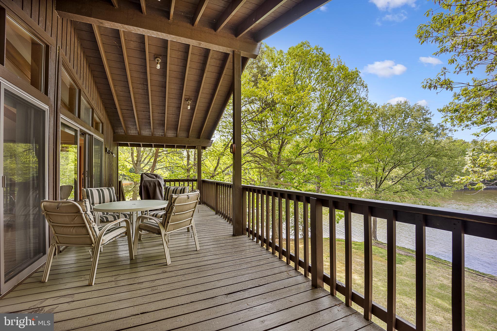 1405 Crabhouse Road Lusby, MD 20657 - Photo 41 of 47 Upper level deck