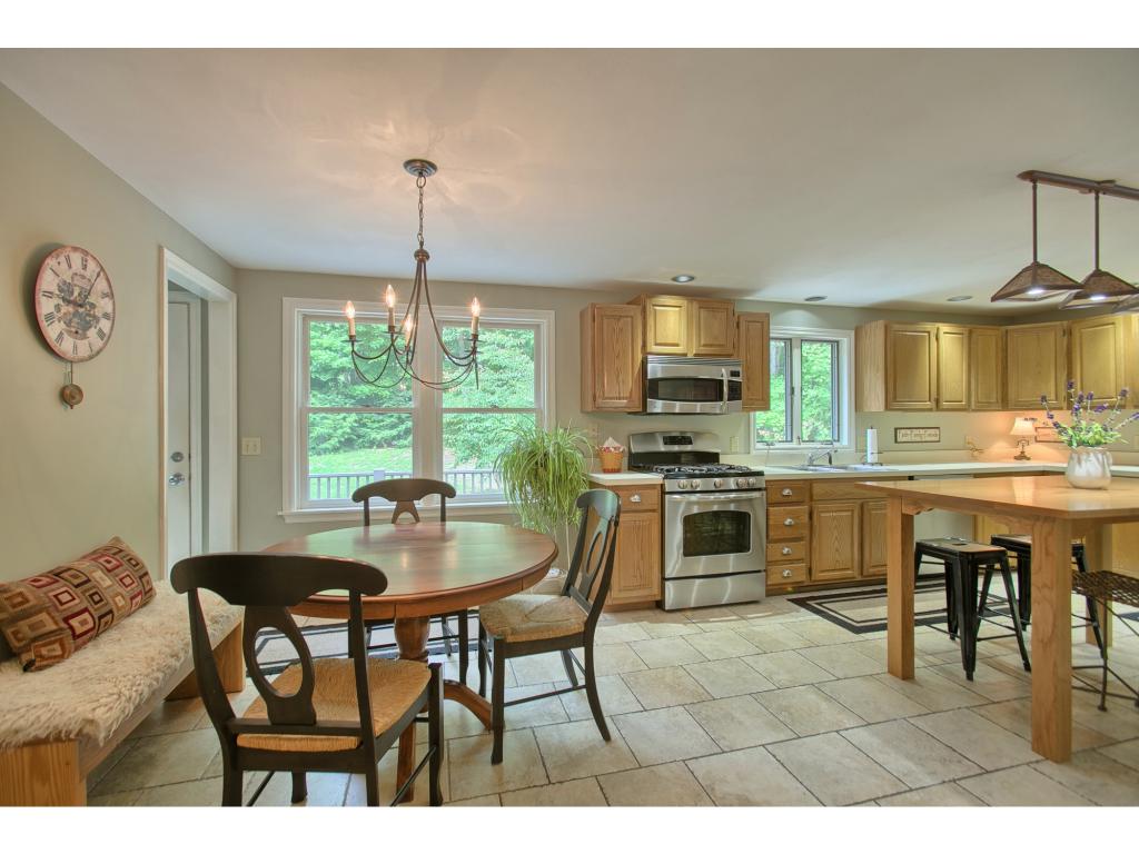 7 Squirrel Run Road Plaistow, NH 03865 - Photo 11 of 33 Gallery Image 11