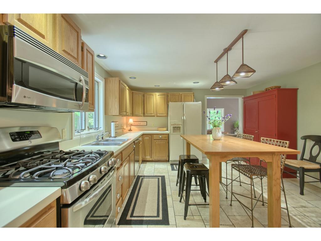 7 Squirrel Run Road Plaistow, NH 03865 - Photo 13 of 33 Gallery Image 13