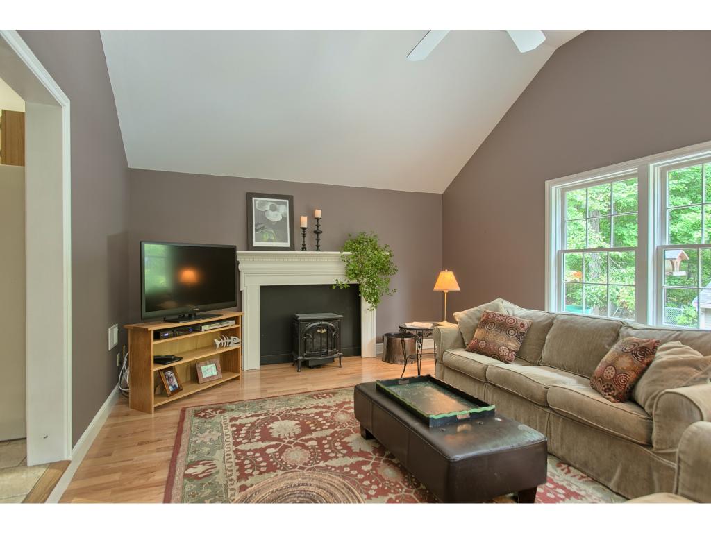 7 Squirrel Run Road Plaistow, NH 03865 - Photo 18 of 33 Gallery Image 18