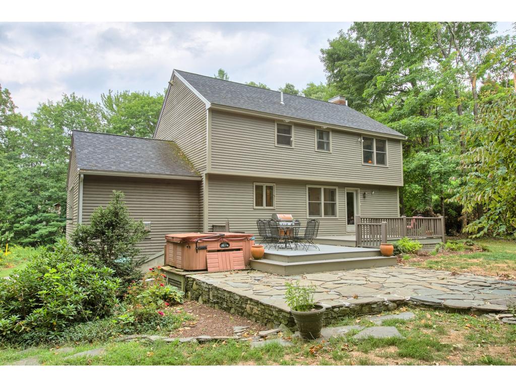 7 Squirrel Run Road Plaistow, NH 03865 - Photo 6 of 33 Gallery Image 6