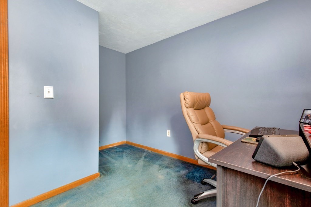 115 Chipaway Road Freetown, MA 02717 - Photo 19 of 40
