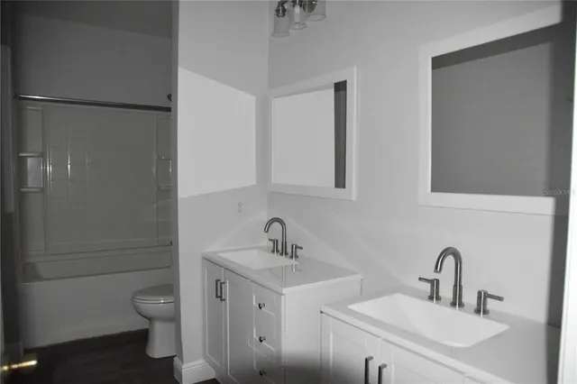 $325,000 | 316 Southern Pecan Circle, Unit 205, Winter Garden, FL 34787