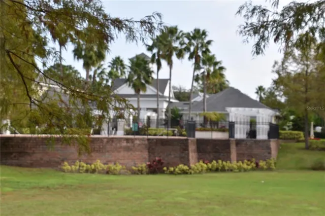 $325,000 | 316 Southern Pecan Circle, Unit 205, Winter Garden, FL 34787