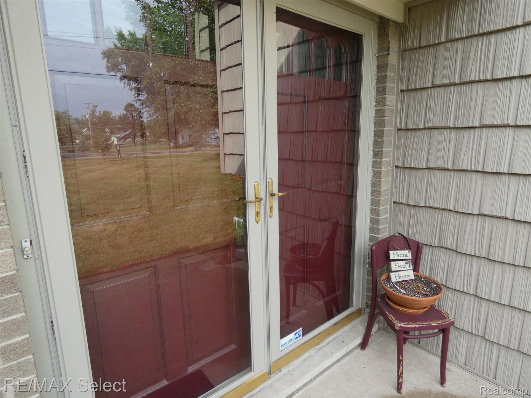 2009 Wiggins Road Fenton, MI 48430 - Photo 28 of 30 2009 Wiggins 011.JPG