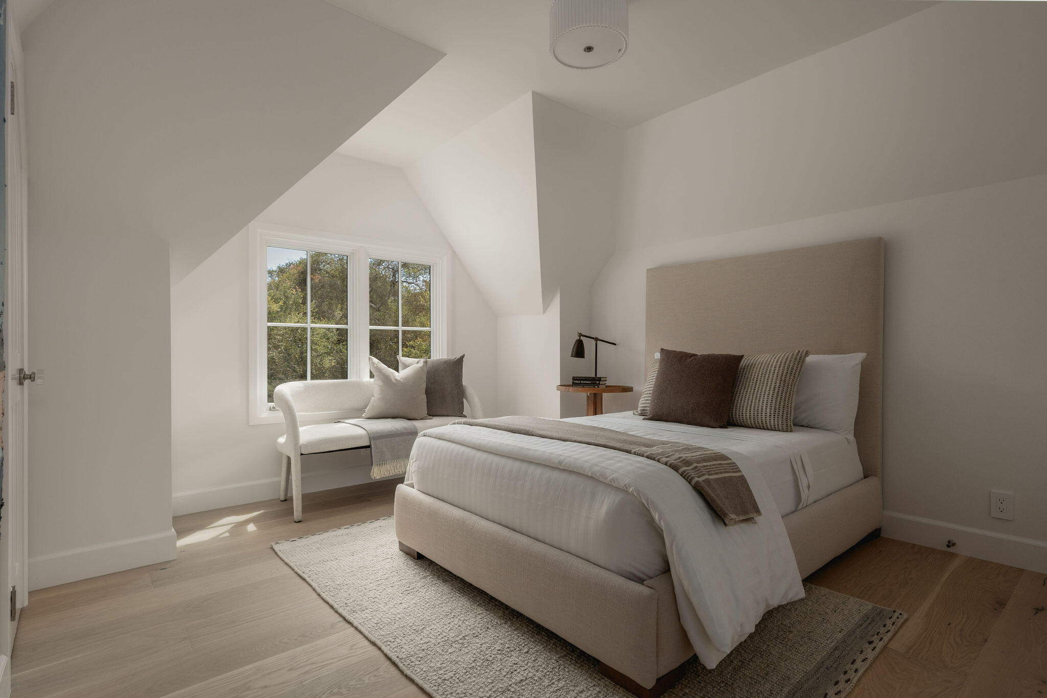 850 Rockbridge Road Montecito, CA 93108 - Photo 16 of 29 Bedroom #2